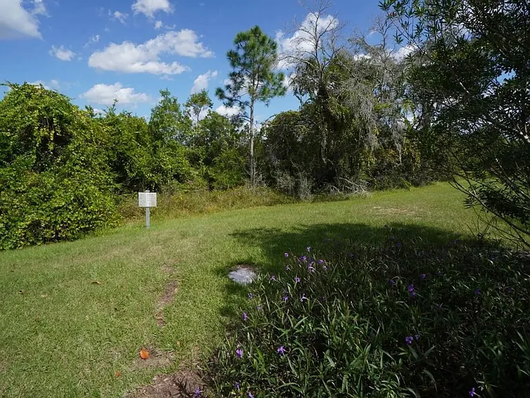 510 Captiva Dr — Photo 47