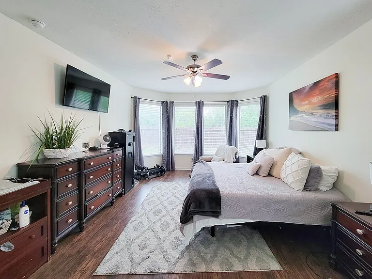 5046 Longlane Dr — Photo 24