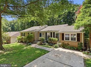 6424 Alloway Ct, Springfield, VA 22152
