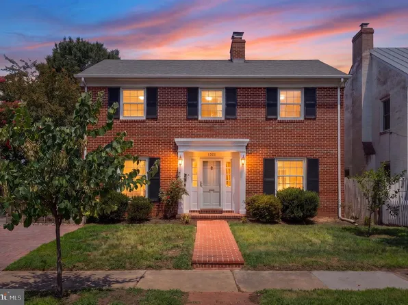1321 Royston St, Fredericksburg, VA 22401