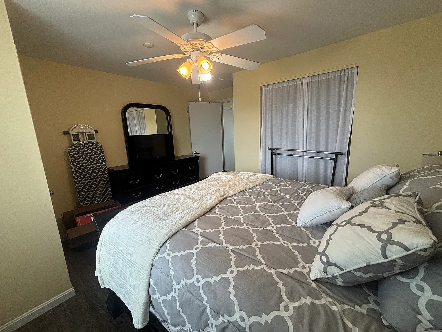 2 bed, $2,500 — Photo 3