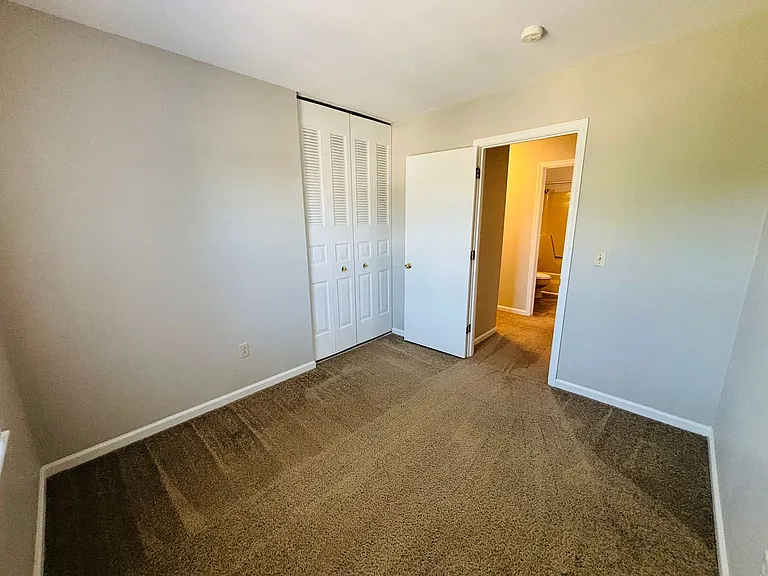 2712 Wellesley Ct — Photo 15