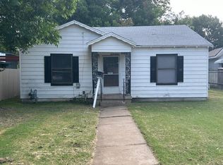 3501 N 27th St, Waco, TX 76708