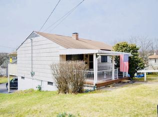 101 Old Ridge Rd, Archbald, PA 18403