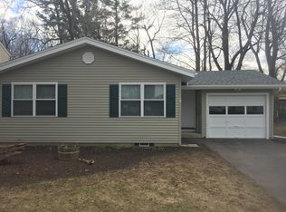 74 Lanvale Park, Rochester, NY 14617