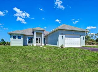 3865 29th Ave NE, Naples, FL 34120