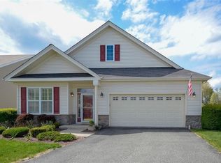 26 Juniper Cir, Middletown, NY 10940