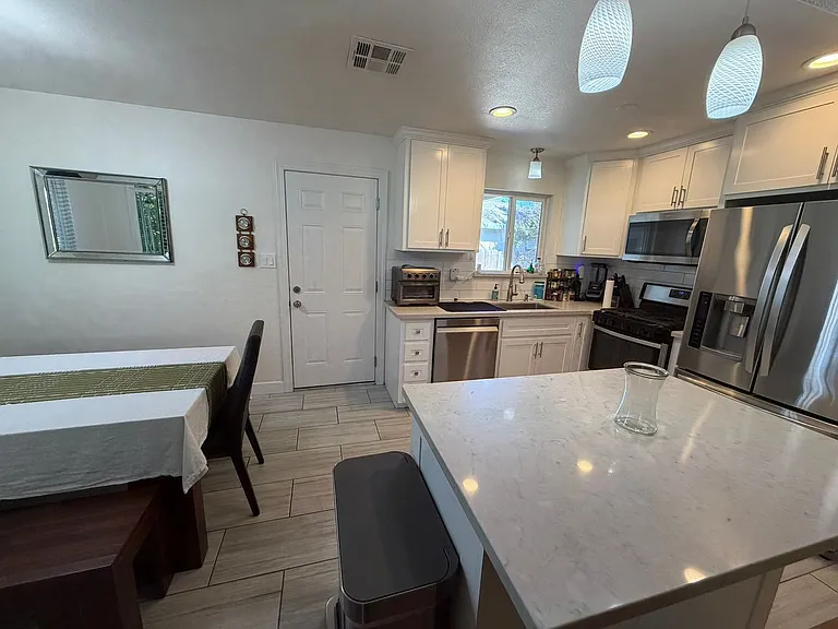 130 Brady Ct — Photo 23