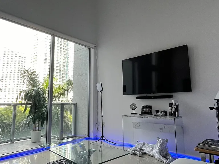 1060 Brickell Ave #401 — Photo 5
