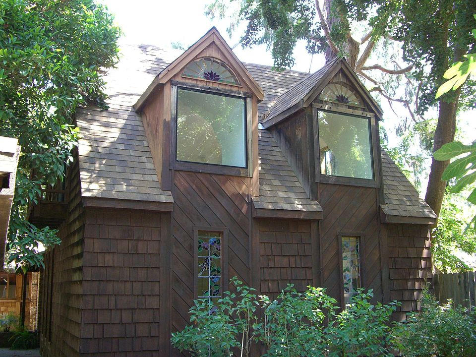 1st image of 3217 McKinley Blvd