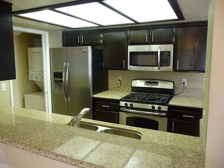 9326 Twin Trails Dr #106 — Photo 2