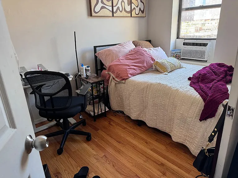 262 W 24th St #6A — Photo 6