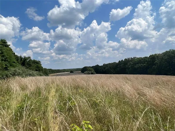 5256 Hobby Farms Rd, De Soto, MO 63020