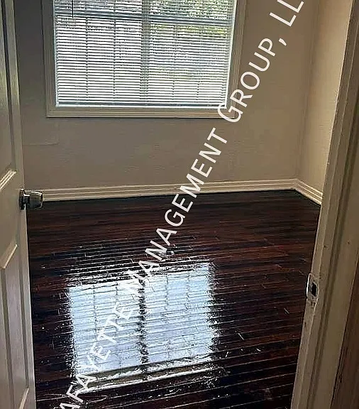 330 W 26th St #332 — Photo 5