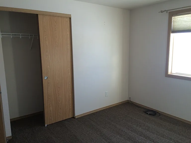 1900 Leanne Ave — Photo 9