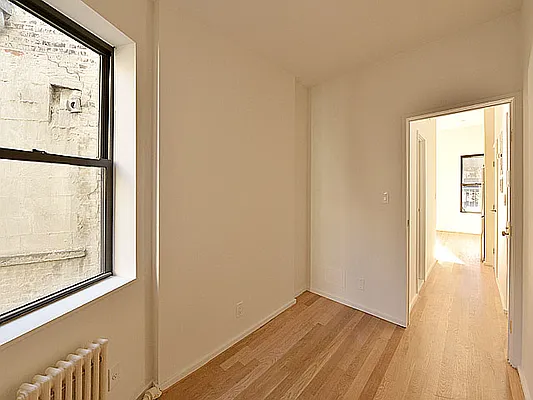 Rented by Cooper & Cooper Real Estate | media 26