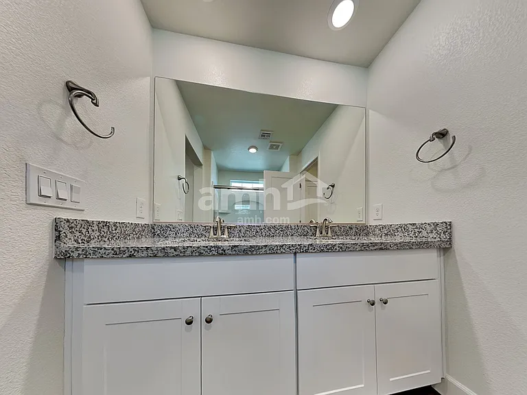 8163 Inhibition Ct — Photo 12