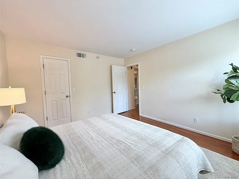 444 S Kittredge St — Photo 8