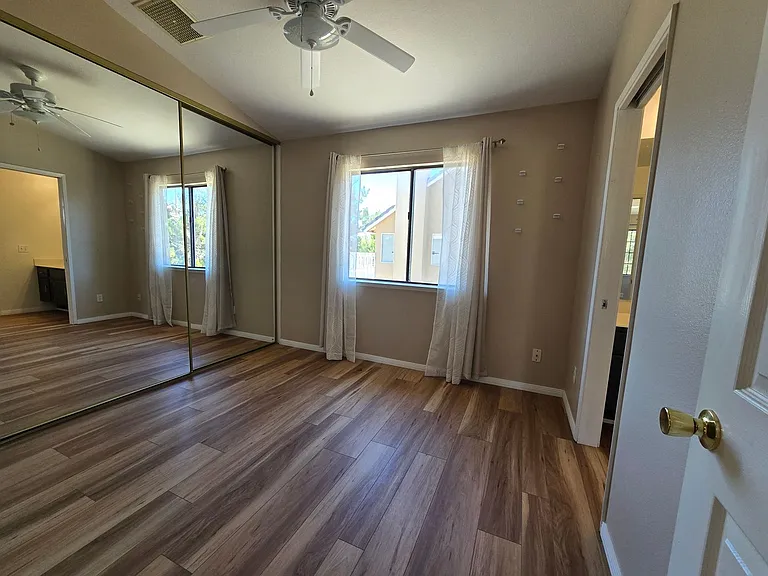 39354 Longhorn Ct — Photo 18