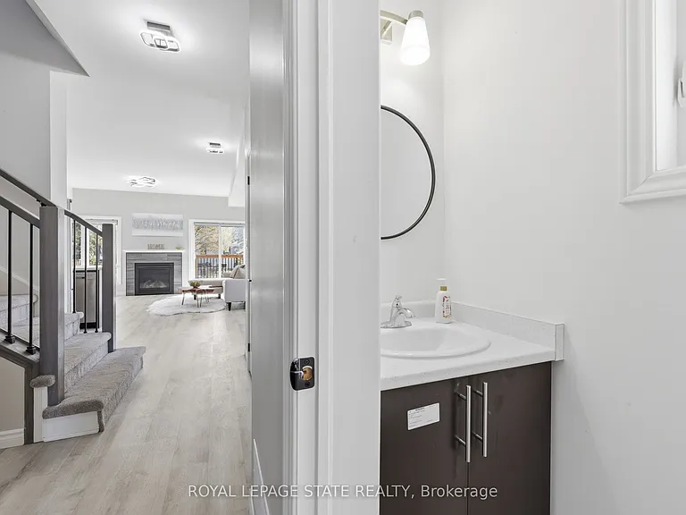 37 Delena Ave S — Photo 7