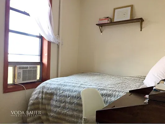 Rented by Voda Bauer Real Estate | media 10