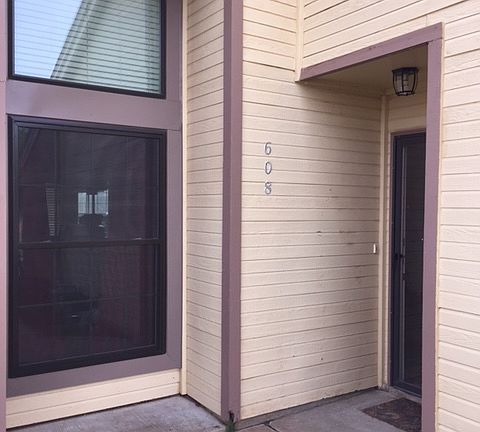 5th image of 1801 Steeplechase Dr APT 608