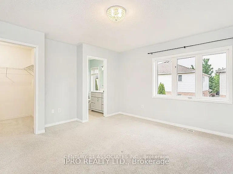 2410 Emerson Dr — Photo 14
