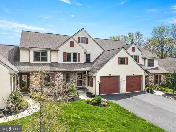 48 Saddler Dr, Elverson, PA 19520