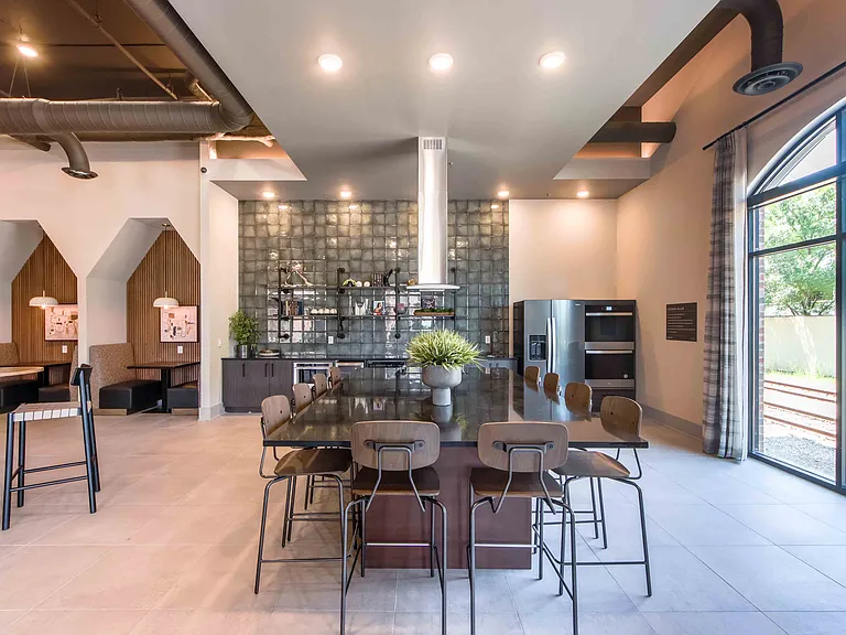 The Oliver Luxury Apartments — Photo 6