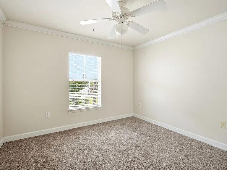 18367 Bridle Club Dr — Photo 12