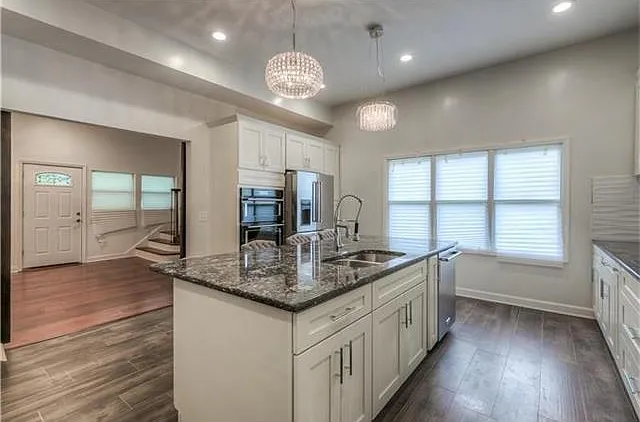 4007 McGee St — Photo 10