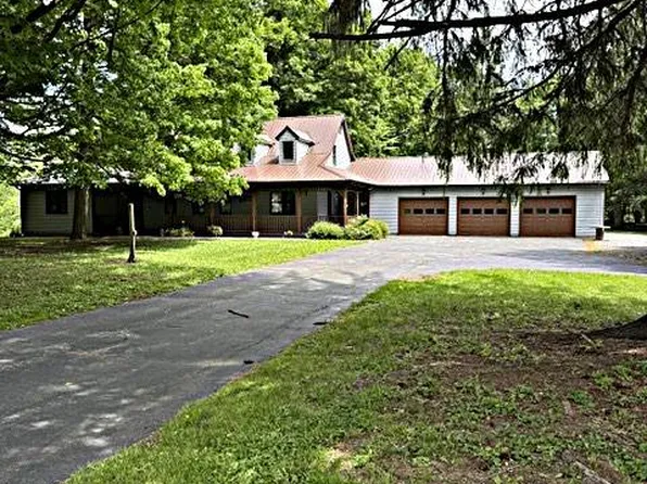 3915 Pratt Dr, Oneida, NY 13421