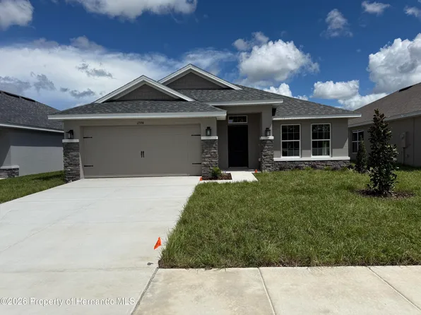 11594 Grace Rd, Weeki Wachee, FL 34614
