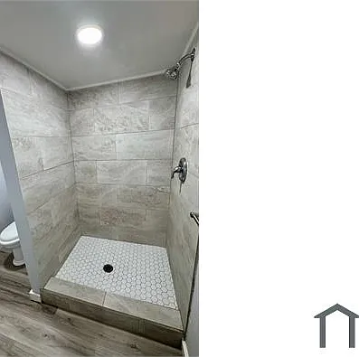 1322 Avenue L #5 — Photo 6