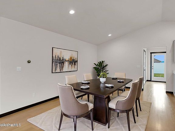 5th image of 6208 W Bowmore Ln