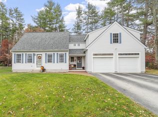 3 Independence Dr, Merrimack, NH 03054