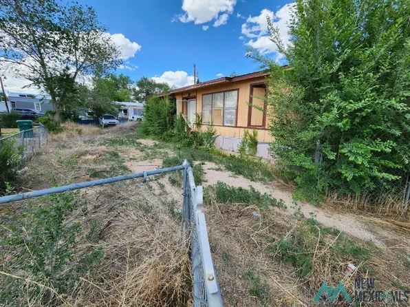 203 Teresa St, Grants, NM 87020