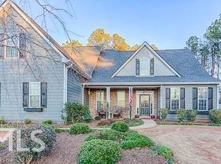 238 Elders Mill Estates Dr, Senoia, GA 30276