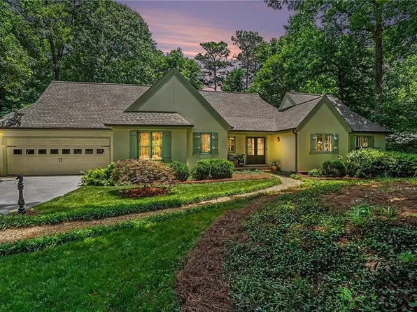 5168 Sandlewood Ct, Marietta, GA 30068