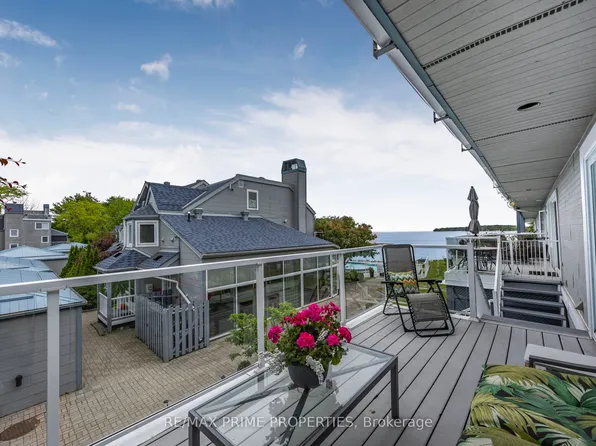 585 Atherley Rd Unit 201, Orillia, ON L3V 7L4