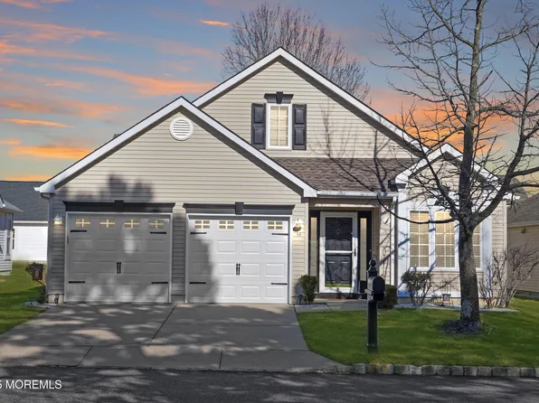 34 S Avon Drive, Jackson, NJ 08527