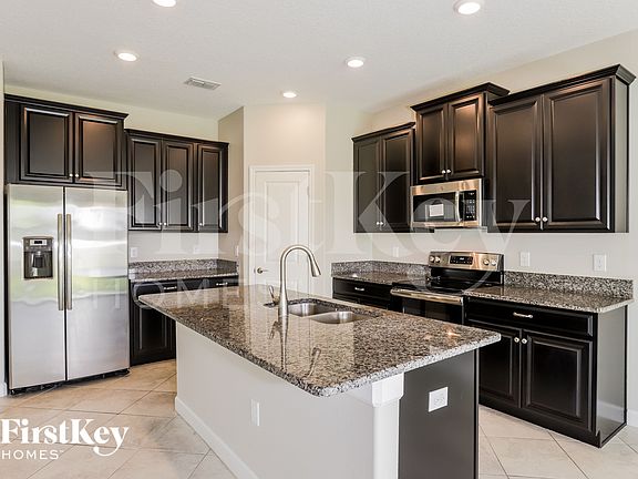 4th image of 9821 Ivory Dr