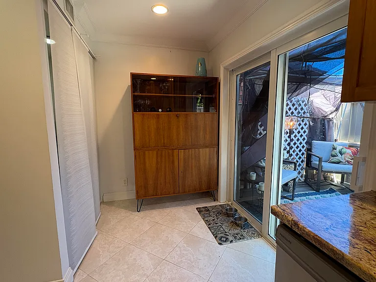 113 NE 20th Ct #4G — Photo 14
