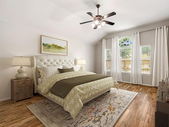 4th image of 12714 Lake Shore Dr