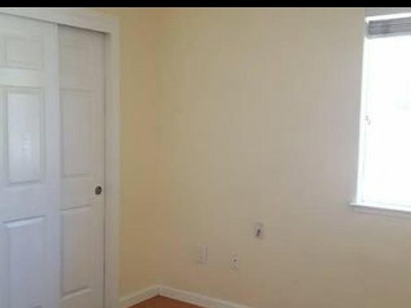 2nd image of 4605 Lantana Ave
