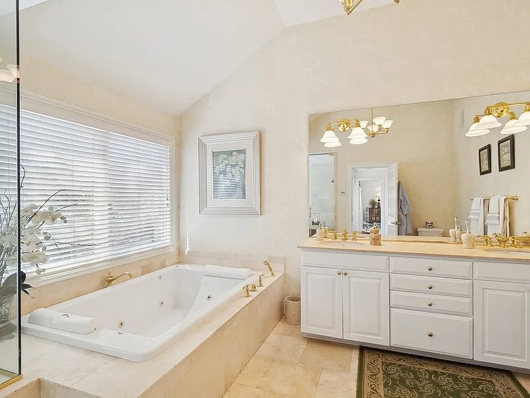 2296 Deerfield Rd — Photo 26