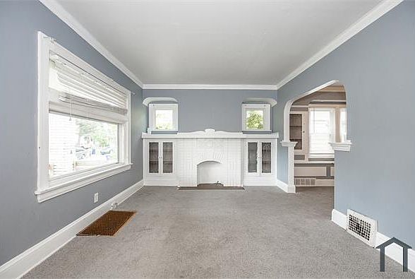 1st image of 14410 Kingsford Ave