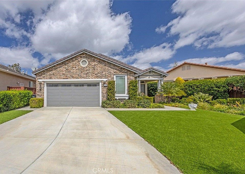 1st image of 7692 Dutra Dr