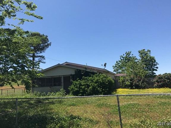 2nd image of 428 S Oyama St