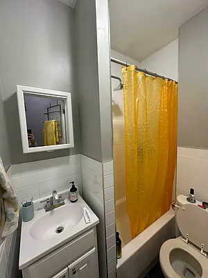 Rented by R New York | media 4